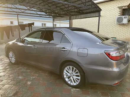 Toyota Camry 2015 года за 10 500 000 тг. в Уральск – фото 12