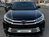 Toyota Highlander 2018 года за 16 000 000 тг. в Алматы