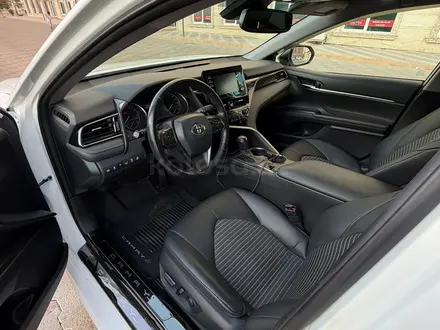 Toyota Camry 2022 года за 13 500 000 тг. в Астана – фото 8