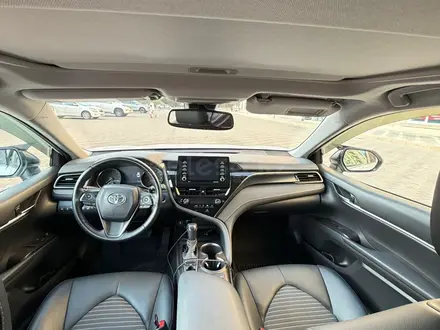 Toyota Camry 2022 года за 13 500 000 тг. в Астана – фото 9