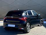 Hyundai i20 2023 годаүшін6 970 000 тг. в Караганда – фото 5