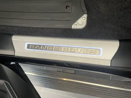 Land Rover Range Rover 2019 года за 52 000 000 тг. в Алматы – фото 21