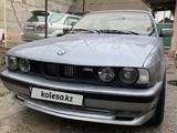 BMW 520 1991 года за 1 800 000 тг. в Шымкент – фото 3