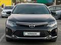 Toyota Camry 2017 годаfor15 300 000 тг. в Семей