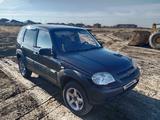 Chevrolet Niva 2013 годаfor1 800 000 тг. в Атырау – фото 4