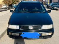 Volkswagen Passat 1994 годаүшін2 200 000 тг. в Шымкент