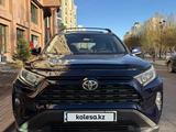 Toyota RAV4 2021 года за 16 500 000 тг. в Астана – фото 3