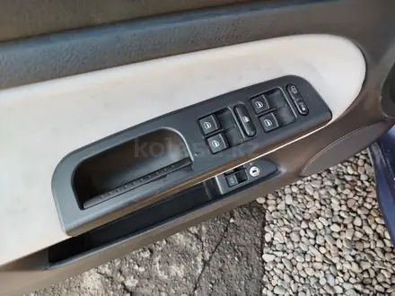 Volkswagen Passat 2002 года за 1 900 000 тг. в Алматы – фото 6