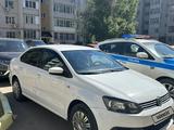 Volkswagen Polo 2014 года за 4 800 000 тг. в Уральск – фото 2