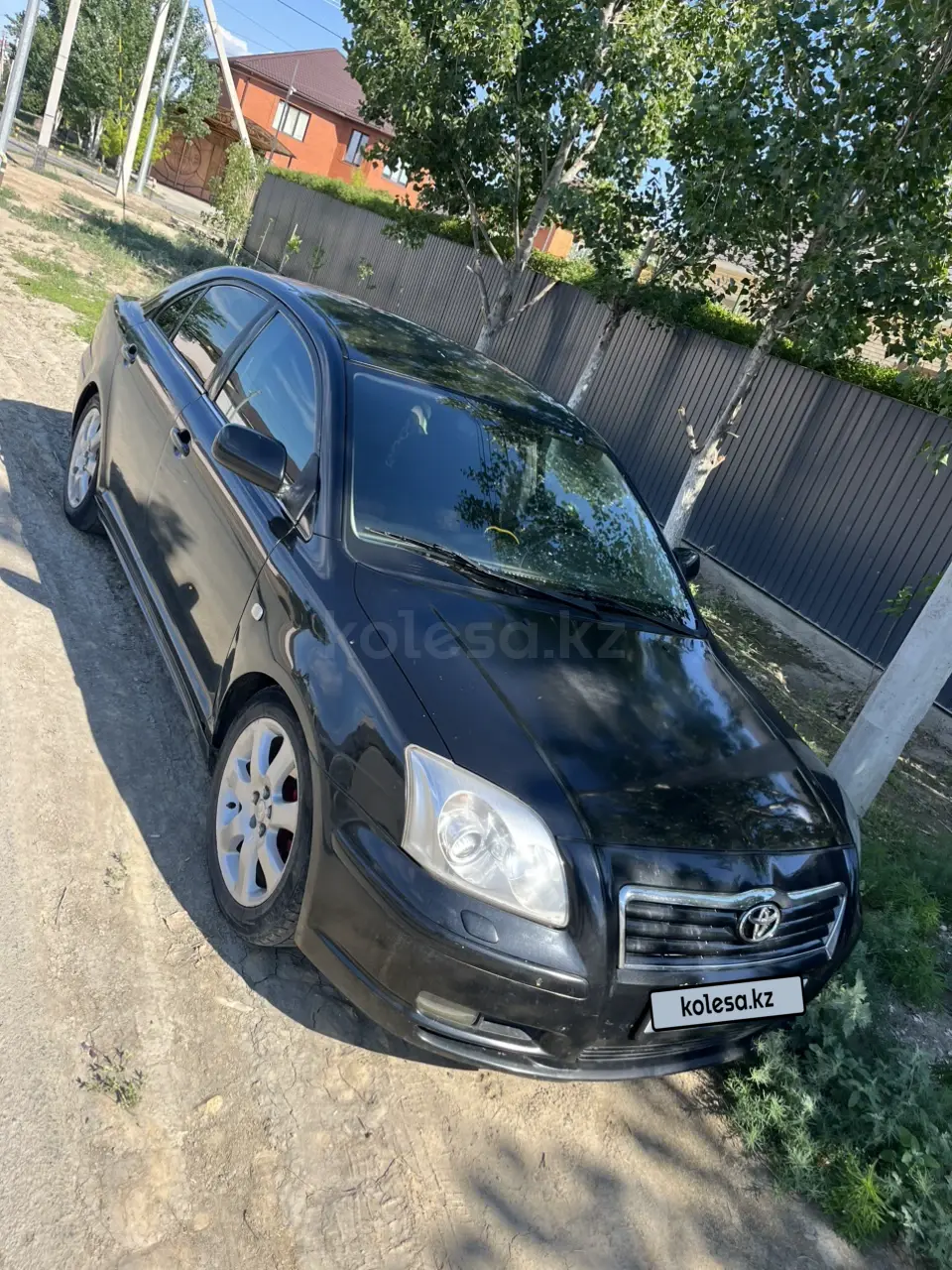 Toyota Avensis, 2004