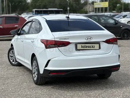 Hyundai Accent 2020 года за 6 500 000 тг. в Актобе – фото 4
