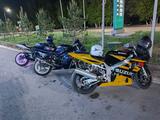 Suzuki  GSX-R 600 2003 годаfor2 500 000 тг. в Темиртау – фото 2