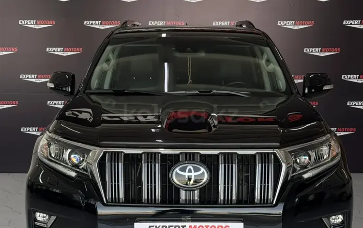 Toyota Land Cruiser Prado 2021 года за 25 500 000 тг. в Актау