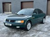 Volkswagen Passat 1998 годаfor2 400 000 тг. в Караганда