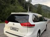 Toyota Sienna 2010 года за 11 000 000 тг. в Атырау – фото 3