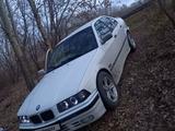 BMW 318 1992 года за 1 700 000 тг. в Усть-Каменогорск – фото 4