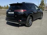 Toyota RAV4 2018 годаүшін12 900 000 тг. в Талдыкорган – фото 5