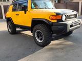 Toyota FJ Cruiser 2006 годаүшін11 500 000 тг. в Алматы – фото 2