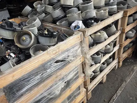 Моторчик печки реостат печки за 500 тг. в Алматы