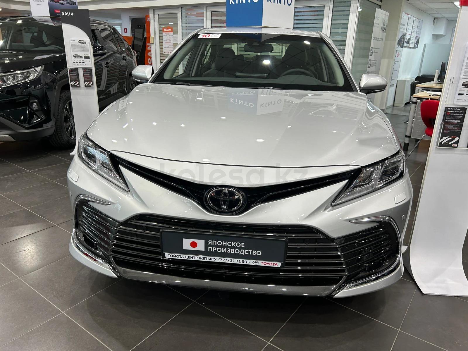 Toyota Camry Prestige 2023 г.