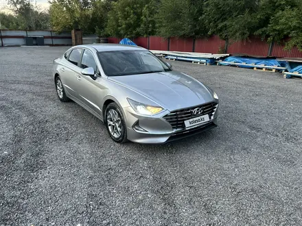 Hyundai Sonata 2020 года за 10 700 000 тг. в Караганда – фото 4