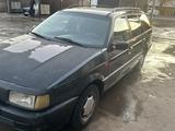 Volkswagen Passat 1993 годаfor1 400 000 тг. в Шымкент – фото 2