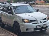 Mitsubishi Outlander 2003 годаүшін4 000 000 тг. в Астана – фото 4