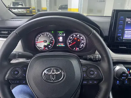 Toyota RAV4 2022 года за 17 800 000 тг. в Астана – фото 10