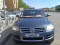 Volkswagen Touareg 2004 года за 4 000 000 тг. в Астана