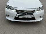 Lexus ES 250 2013 года за 11 400 000 тг. в Актау
