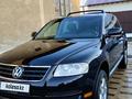 Volkswagen Touareg 2004 года за 6 200 000 тг. в Алматы – фото 3