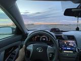 Toyota Camry 2011 года за 5 300 000 тг. в Уральск – фото 3