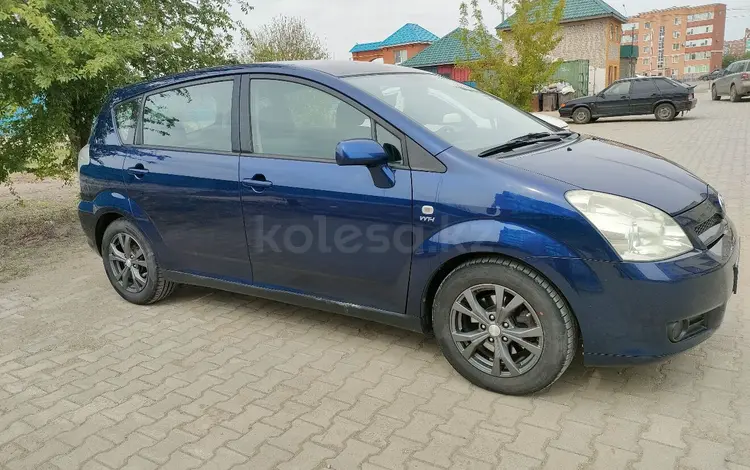 Toyota Corolla Verso 2004 года за 3 750 000 тг. в Актобе