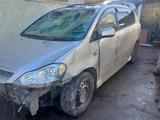 Toyota Ipsum 2004 годаүшін3 950 000 тг. в Алматы – фото 2