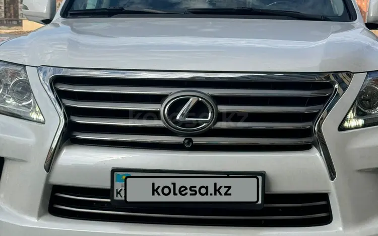 Lexus LX 570 2015 года за 29 000 000 тг. в Актау