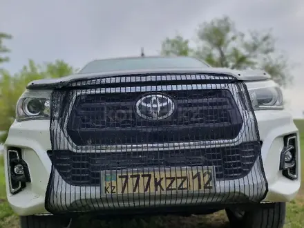 Toyota Hilux 2019 года за 23 000 000 тг. в Актау – фото 17