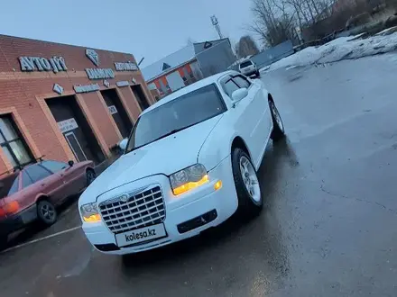 Chrysler 300C 2005 года за 5 000 000 тг. в Петропавловск – фото 5