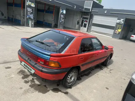 Mazda 323 1994 года за 580 000 тг. в Алматы – фото 2