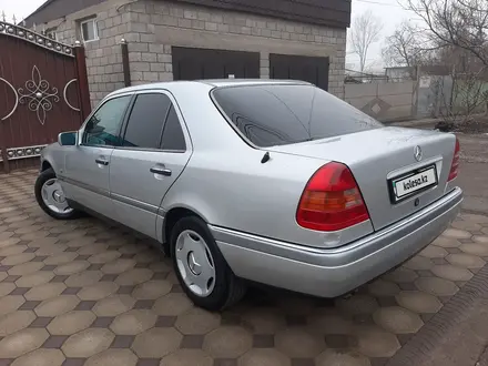 Mercedes-Benz C 200 1997 года за 2 200 000 тг. в Тараз – фото 3