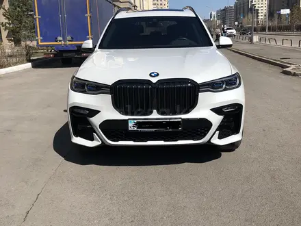 BMW X7 2021 года за 61 000 000 тг. в Астана – фото 2