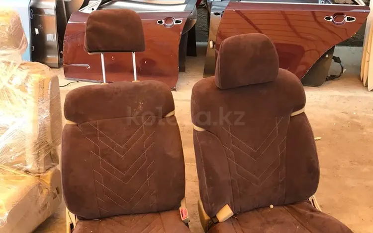 Передние сиденья Lexus GS300 за 100 000 тг. в Атырау