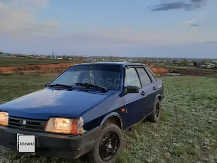 ВАЗ (Lada) 21099 2002 года за 880 000 тг. в Актобе – фото 2