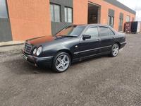 Mercedes-Benz E 280 1997 годаүшін2 600 000 тг. в Астана