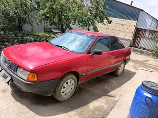 Audi 80