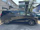 Toyota Alphard 2019 годаүшін40 000 000 тг. в Алматы – фото 2