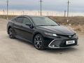 Toyota Camry 2019 года за 12 350 000 тг. в Кызылорда – фото 2