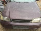 Toyota Carina E 1993 года за 10 000 тг. в Усть-Каменогорск