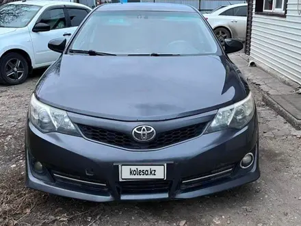 Toyota Camry 2014 года за 9 000 000 тг. в Семей