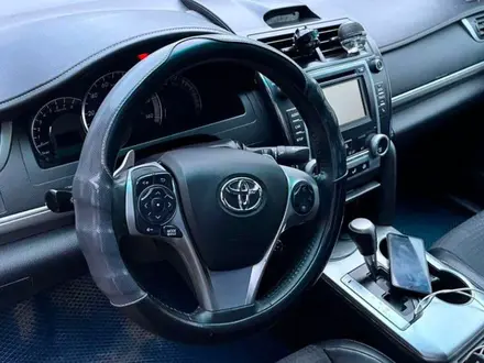 Toyota Camry 2014 года за 9 000 000 тг. в Семей – фото 8