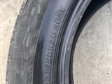 Летняя резина BRIDGESTONE Dueler 235/55/20 за 80 000 тг. в Атырау – фото 5